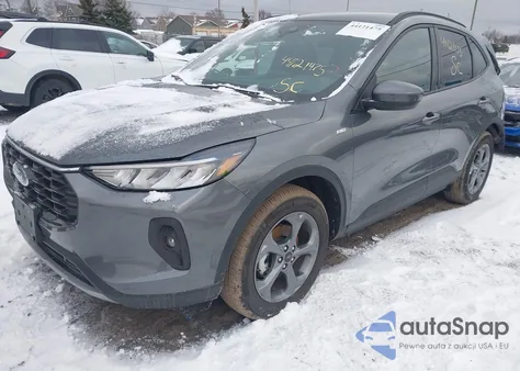 2025 Ford Escape St-Line Select from USA, damaged, VIN 1FMCU9NA1SUB31775